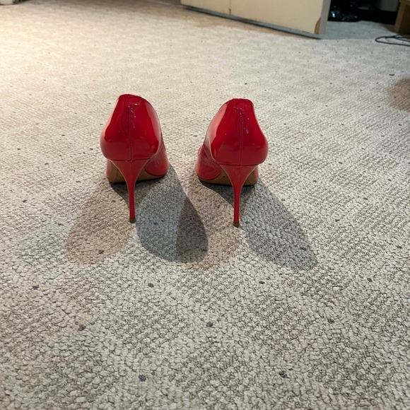 Sophia Webster "LOLA" Patent Leather Classic Pumps. - Picture 6 of 12